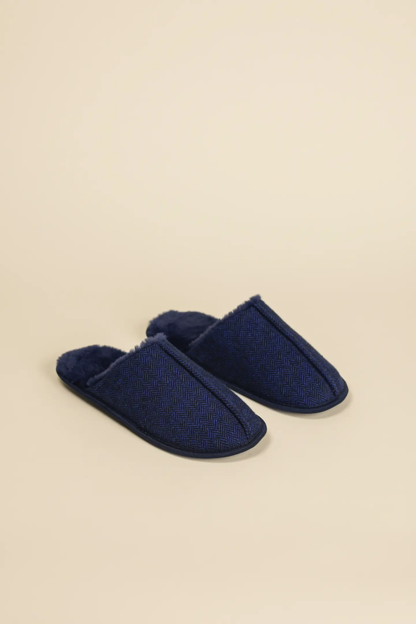 De Fonseca Pantofole chiuse da uomo in pile: in offerta a 14.99€ su