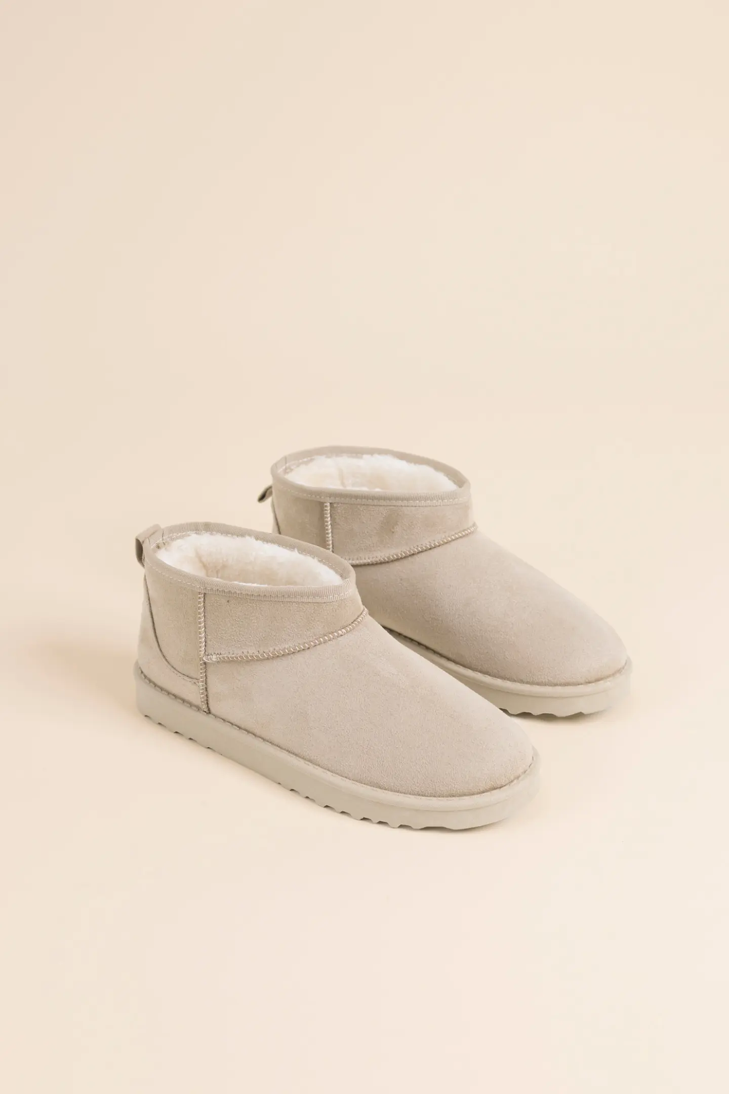 Stivaletto donna in suede ed eco-pelliccia articolo brige