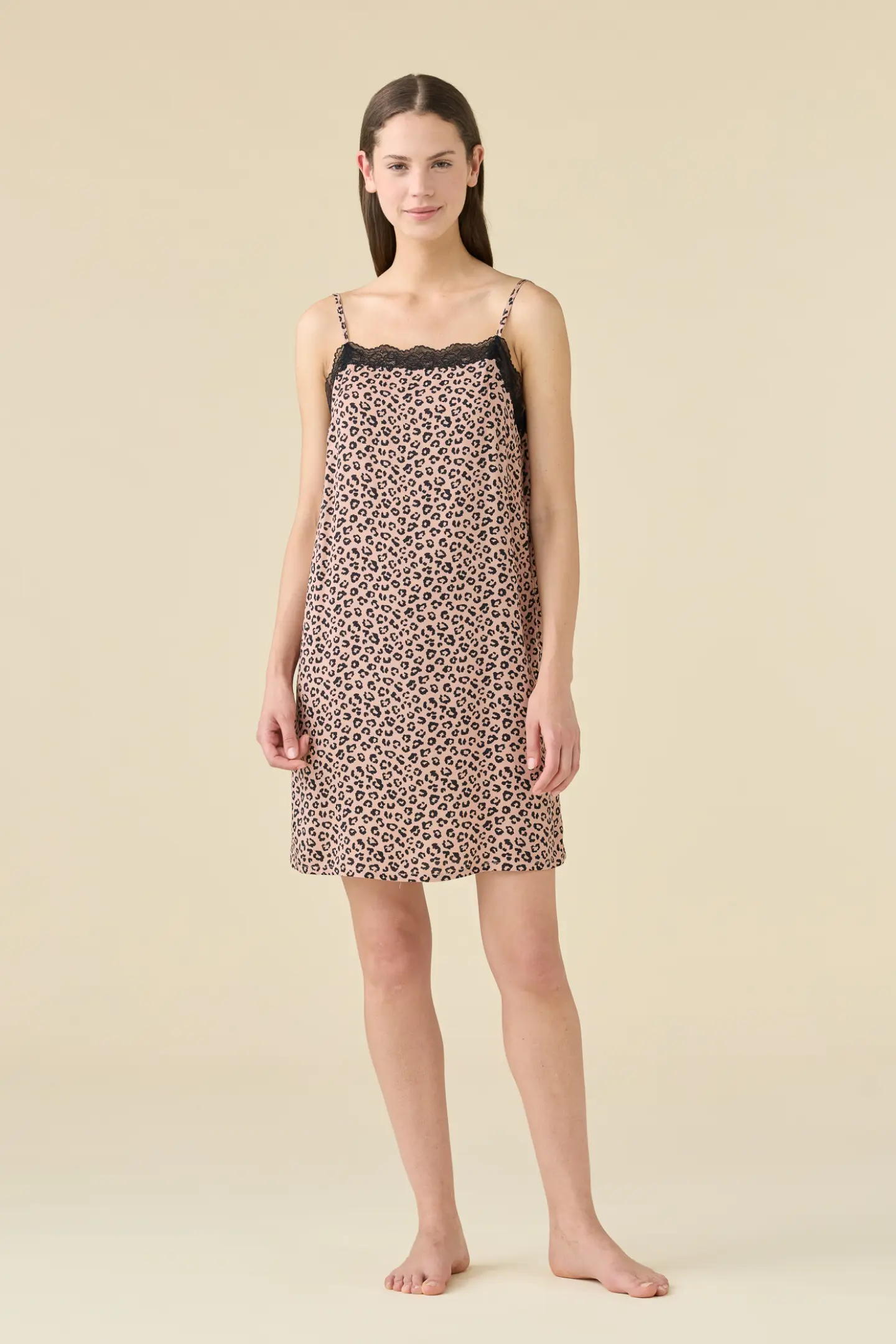 Camicia da notte in viscosa articolo animalier lover.