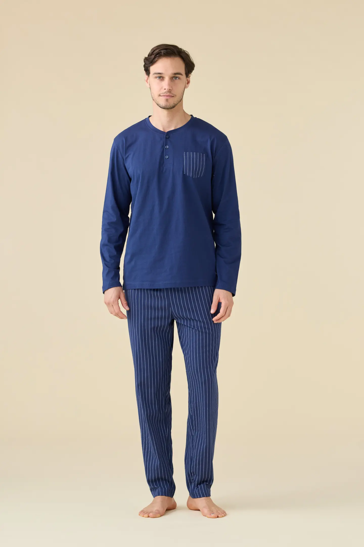 TeJoyce Pigiama da Uomo in Raso di Seta, Due Pezzi Set Completo con Camicia a Maniche Lunghe Bottoni e Pantaloni Eleganti con Tasche Abbigliamento Casa di Lusso