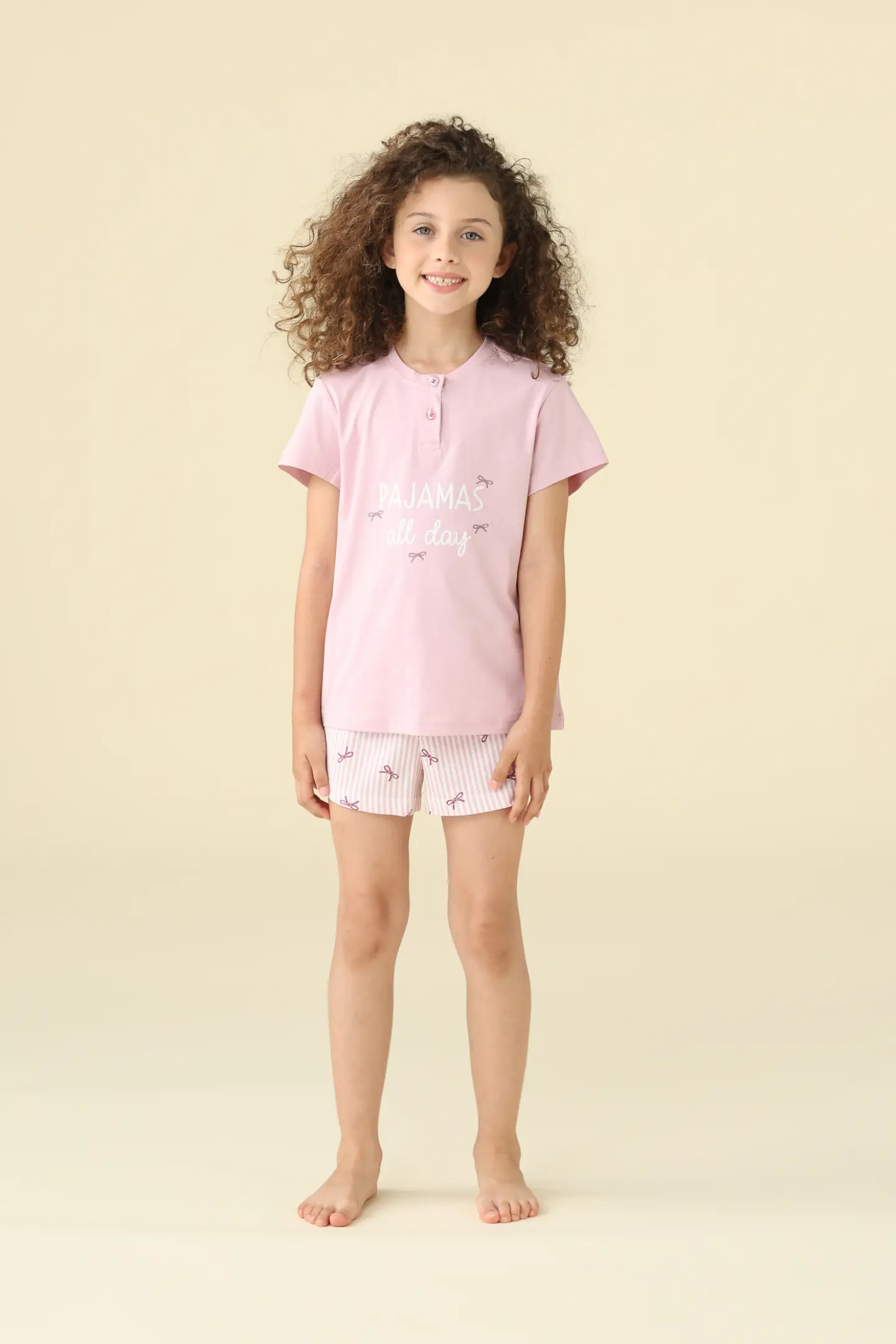 Pigiama bambina estivo in cotone.