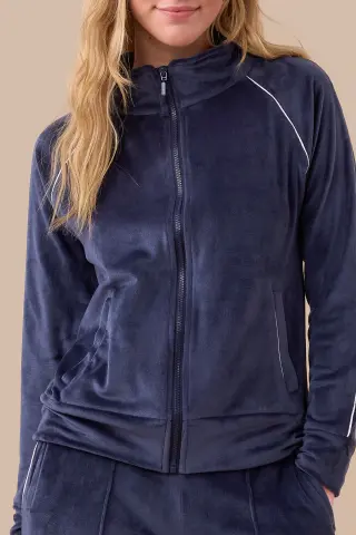 1752507698-687525324e1c2.jpg